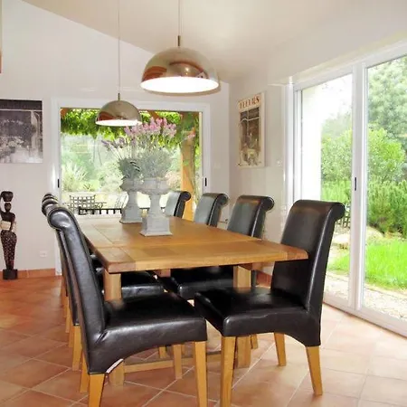 Sleeps 6 Nyaraló Soullans